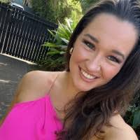 20+ "Laura Percy" profiles