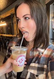 Celebra el amor con Nelly y Heather LaCuran