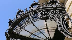 Pensiline su misura per finestre, scale, balconi, porte, cancelli. Pensiline Per Porte D Ingresso Milano Tutto Quello Che Devi Sapere