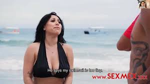 Michelle aldrete - Follada en la playa