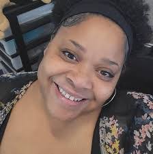 Diana Clapper's Instagram, Twitter & Facebook