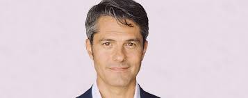 Robert Soderstrom's Instagram, Twitter & Facebook