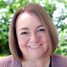 Hi i wanna make a snowglobe but how to cut glass? Uppdate! I went to the  glazier master an he helpt me😊 picture in the comments 😊