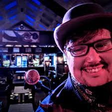 Brian Roesler's Instagram, Twitter & Facebook