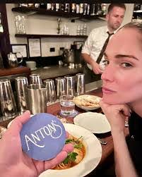 Sandra Barcus's Instagram, Twitter & Facebook