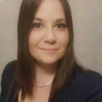 Charlene Schmitt's Instagram, Twitter & Facebook