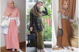 Brokat dengan kombinasi kain organza yang mewah berwarna dusty pink yang cantik dapat menjadi salah satu pilihan kebaya anda. 10 Ide Mix And Match Hijab Dengan Rok Plisket Ala Shireen Sungkar
