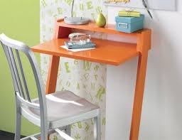 Diy Mini Laptop Desk Diy Desk Plans Diy Computer Desk Furniture Projects