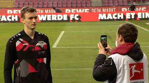 Please choose one of the options below: Social Media Match Day Feed Dfl Deutsche Fussball Liga