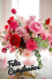 Que en este día tan especial, dios te bendiga con mucha felicidad. Pin De Lidia Dominguez En Feliz Cumpleanos Ramo De Cumpleanos Bellos Arreglos Florales Flores De Cumpleanos