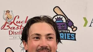 A wild and crazy ball game finishes with Beck's walk-off grand slam,  sending Berries