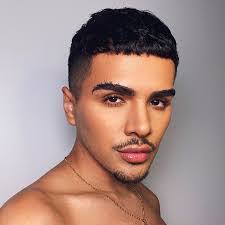 Cindy Mantooth's Instagram, Twitter & Facebook