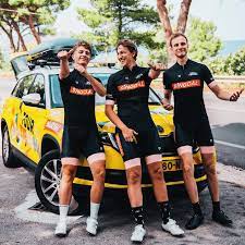 Vandaag krijgt hij de opdracht om vijftig mensen te laten geloven dat hij. Tour De Tietema Cycling Td Sportswear Maattabel Bepalen Review