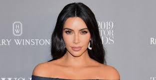 Amid her split from kanye west, kim kardashian is cherishing the time she's spent with her four kids over the last year while. Kim Kardashian Debuts Lighter Brown Hair Down To Her Butt Photo Allure