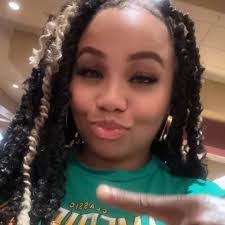 Tamika Buckner's Instagram, Twitter & Facebook