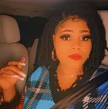 Madanm ak mari atis...