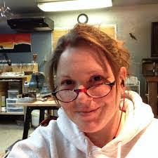 Denise Lipson's Instagram, Twitter & Facebook