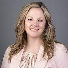 Brooke Bussell's Instagram, Twitter & Facebook