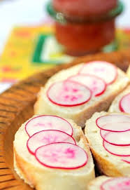 What A Cute Appetizer French Baguette Slices With Salty Butter Fresh Radishes And Fleur De Sel Tea Time Food Tea Party Food Tea Sandwiches