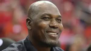 Terrence Samuel got to slap Kevin Ollie back (Video)