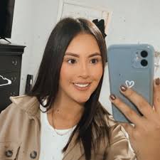 Crystal Salgado (@Crystal51282496)