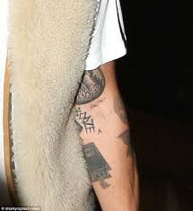 Apr 20, 2016 @ 12:23pm. Harry Styles Proves Authenticity Of His New Inking After Losing Tattoo Roulette Daily Mail Online