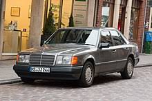 The car has an automatic transmission goes into drive but cannot move forward or backward. Mercedes Benz W124 Wikipedia