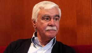 Compartir falleció el periodista y escritor german castro caycedo, a los 81 años de edad, víctima de un cáncer hepático. Vuquq7vexofynm