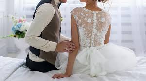 Check spelling or type a new query. Hochzeitsnachtwunsch Einer Braut Schockiert Brautigam