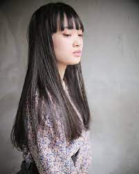 ぽっちゃり女子に似合う髪型25選 おすすめのヘアスタイルを長さ別にご紹介 folk ヘアスタイル ロング 年代別ヘアスタイル ヘアスタイリング