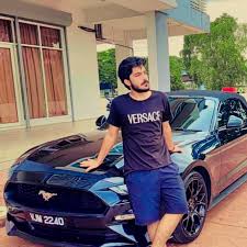 M Waleed Hashmi (@m.w.hashmi) • Instagram photos and videos