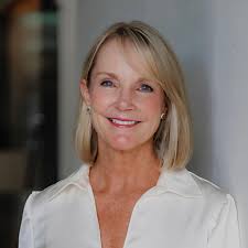 Meet this week's guest editor, Joy Rush! Founder of YOGA JOY (@yogajoyrva)  and author of Yoga Fun A-Z, Joy (@worldofjoy365) brings mindfulness and  movement to kids ages 2-12. Outside of work, she