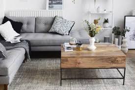 Cek beragam meja ruang tamu dan meja samping atau nakas minimalis dari ikea dengan harga terjangkau ✔ pilih beragam model, bahan, dan warna yang anda inginkan. 5 Model Meja Tamu Kayu Minimalis Modern Yang Nyaman Courtina Courtina