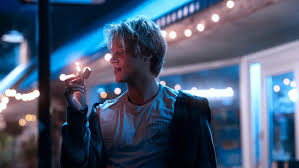 From Pandemic-Escapist Comfort to Hopelessly Bleak Asininity: Do We Need Outer  Banks Season 5? - TV Fanatic