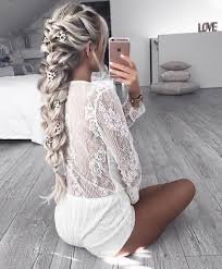 While it might be hard to achieve those beyonc. 50 Amazing Long Hairstyles Cuts 2021 Easy Layered Long Hairstyles