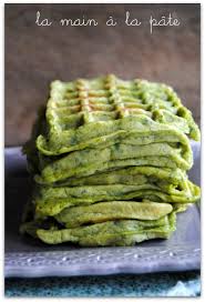 Gaufres Salees Au Pesto Et Epinards Frais Recettes De Cuisine Nourriture Gaufres Salees