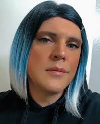 Ken Weaver's Instagram, Twitter & Facebook