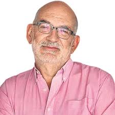 Ignacio Medina and Miguel Schiaffino in conversation with María Elena  Cornejo