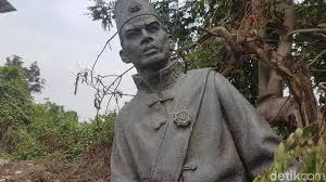 Maybe you would like to learn more about one of these? Patung Pahlawan Sultan Ageng Tirtayasa Ditemukan Di Sungai