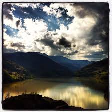 Barajul Siriu Great Pictures Beautiful Villages Famous Castles