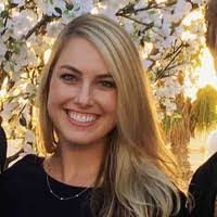 Amanda Searles's Instagram, Twitter & Facebook