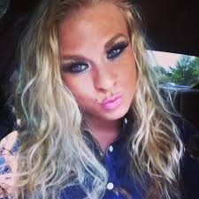 Evie Davis (@MrsEvieDavis)