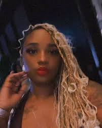 Gorgeous 🥰 Goddess