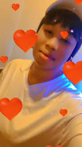 Vidéos de Hélène Aka (@hlne.aka8) avec son original