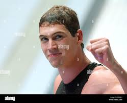 English swimmer simon burnett hi-res stock photography and images