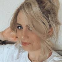 Gina Baxter's Instagram, Twitter & Facebook