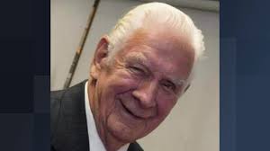 Dangerous driver went though red lights and almost hit van during Carlisle  police chase