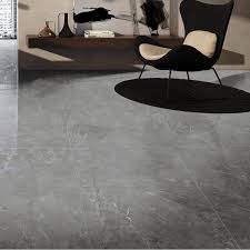 Carrelage Gris Brillant Trick Carrelage Marbre Carrelage Salle De Bain Salle De Bains Blanche Et Grise
