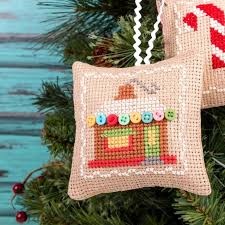 Lori holt finished her cross stitch with hints of aqua and a rustic barn wood frame. Bee In My Bonnet Co Vintage Christmas Sampler Counted Cross Etsy Christmas Cross Counted Cross Stitch Patterns Free Cross Stitch