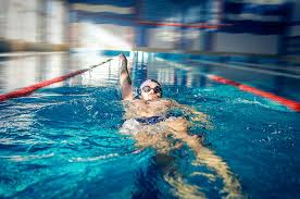 backstroke swimming technique: body